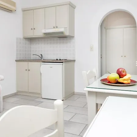Depis & Апартаменты Naxos City